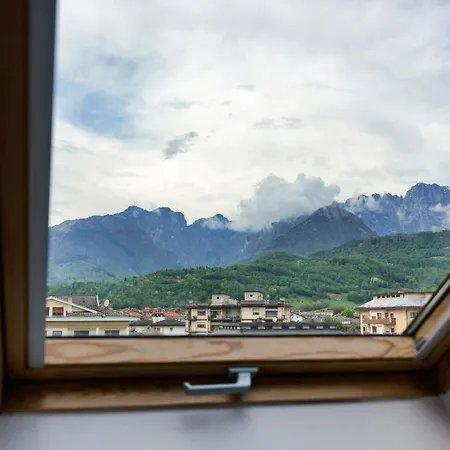 Sky Light Dolomiti, Attico *