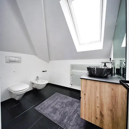 Apartmán Sky Light Dolomiti, Attico Belluno