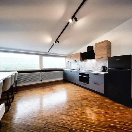 Sky Light Dolomiti, Attico Apartment